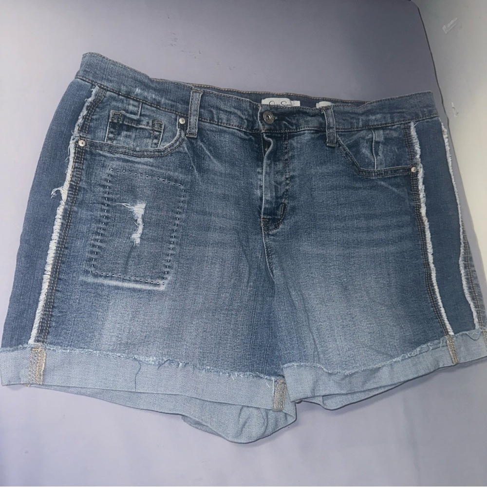 Jessica Simpson Shorts Forever Low Rise Jean Size 33 Stretchy Med/Dark Wash